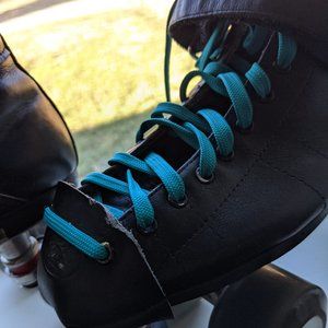 Riedell 126 roller skates - Men's 8, Women's 9-9.5